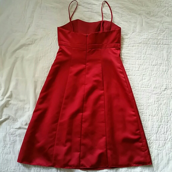 🎄❤️ David's Bridal Red Spaghetti Strap Dress - Picture 4 of 5